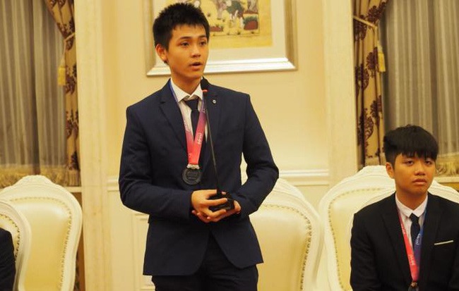 Việt Nam lần đầu tiên có thí sinh giành HCV Olympic Thiên văn học và Vật lý thiên văn quốc tế