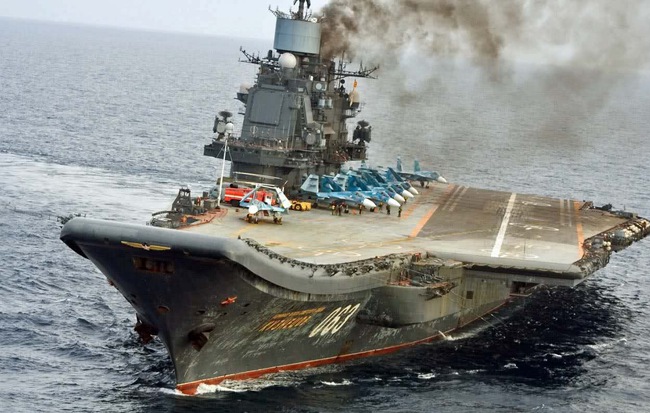 Nga công bố tình trạng mới nhất của tàu sân bay Kuznetsov sau thảm họa