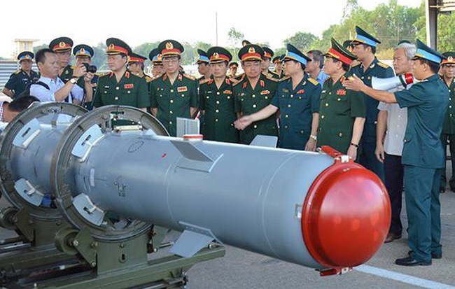 Lộ diện bộ đôi "bảo bối" tấn công mặt đất mạnh nhất của tiêm kích Su-30MK2 Việt Nam
