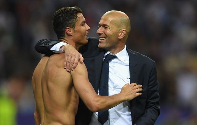 Về cầm lại Real Madrid, Zidane nói gì về khả năng tái hợp cùng Cristiano Ronaldo?