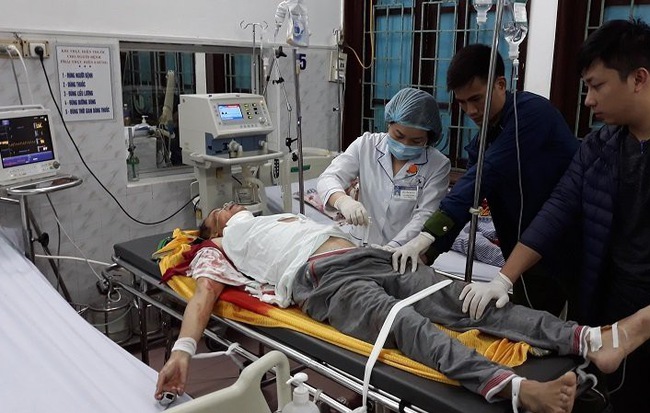 Thầy cúng truy sát 4 người trong gia đình hàng xóm ở Nam Định đã tử vong trưa nay