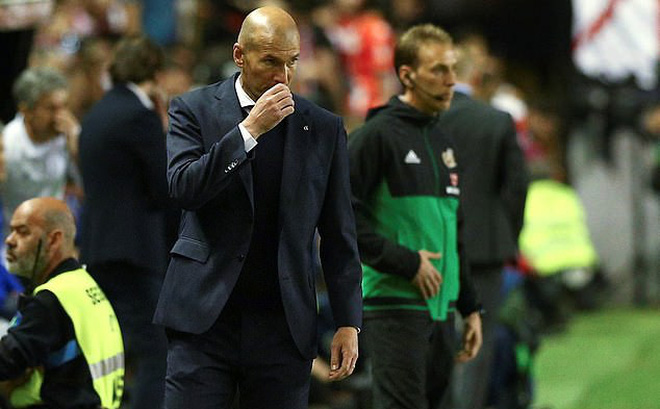Zidane cáu tiết, chỉ trích gay gắt sao Real sau thất bại bẽ bàng