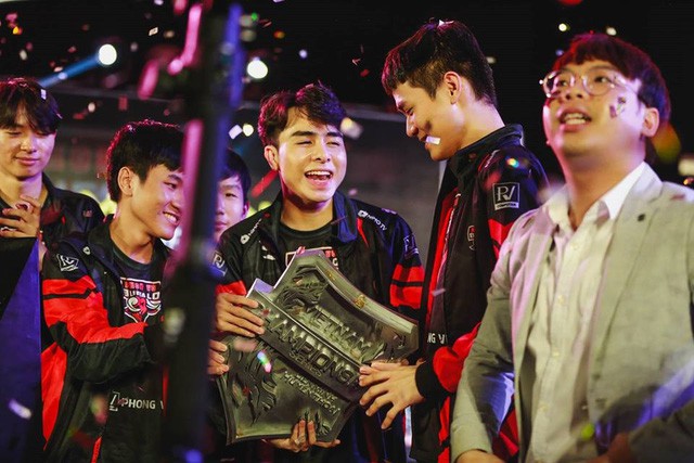 Phong Vũ Buffalo vs Team Liquid: Cuộc đối đầu được chờ đợi nhất vòng khởi động MSI 2019