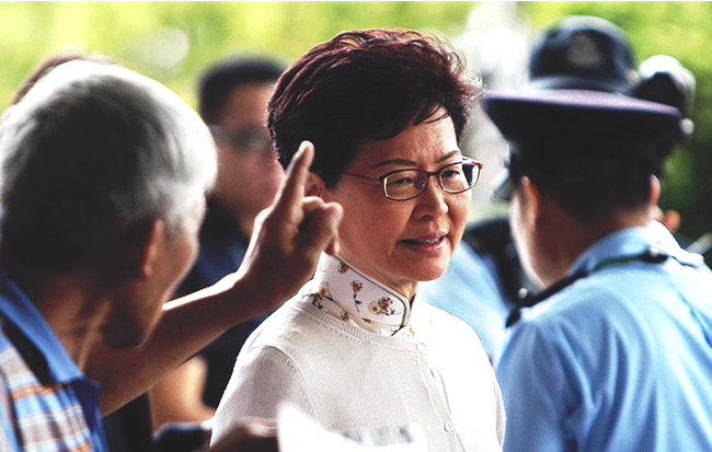 Bị dọa giết, Đặc khu trưởng Hong Kong vẫn kiên quyết thông qua dự luật dẫn độ