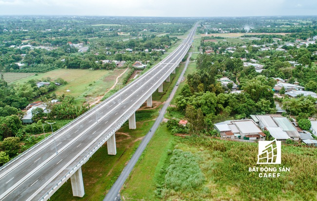 TPHCM: Kiến nghị Trung ương ưu tiên vốn đầu tư xây dựng các công trình giao thông trọng điểm liên vùng