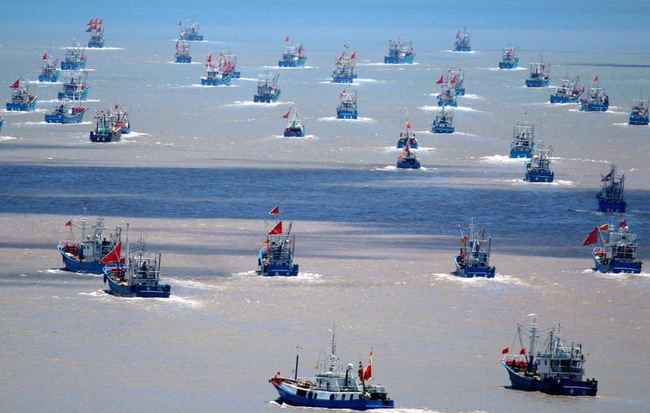 7 ngày qua ảnh: Hơn 3.000 tàu Trung Quốc ra khơi đánh cá