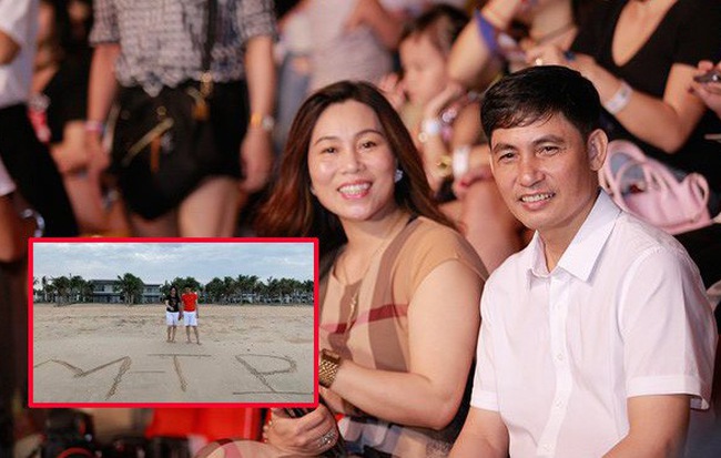 Bố mẹ Sơn Tùng ra tận Đà Nẵng xem Sky Tour, công khai thể hiện tình cảm với con trai bằng cách không thể đặc biệt hơn
