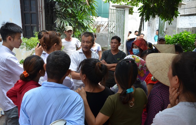Dân làng Bồng Lai ám ảnh trước cái vẫy tay "chào bà con lần cuối" của kẻ gây thảm sát cả nhà em ruột