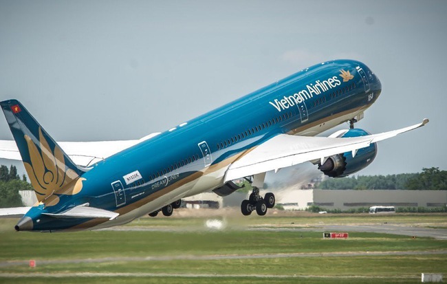 Vietnam Airlines lên tiếng vụ máy bay Boeing 787 suýt hạ cánh mà chưa bung càng tại Úc