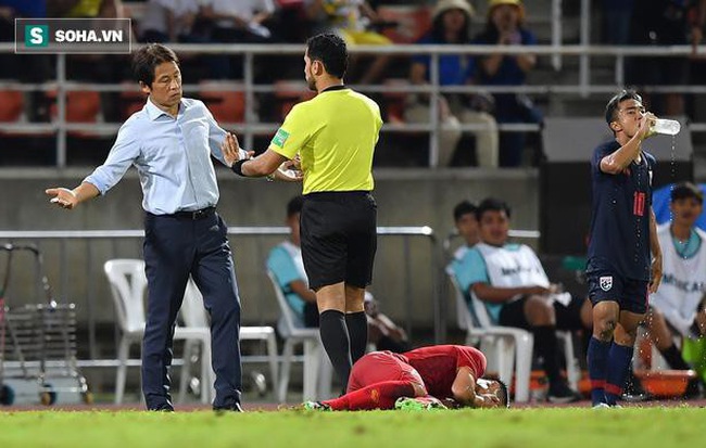 Báo Hàn Quốc: “HLV Nishino không đủ tư cách để chỉ trích cầu thủ Việt Nam!”