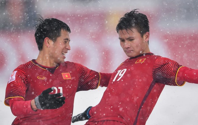 Quang Hải trả lời AFC đầy xúc động về VCK U23 châu Á: " Chúng tôi giống như những trái tim trong bão tuyết vậy"