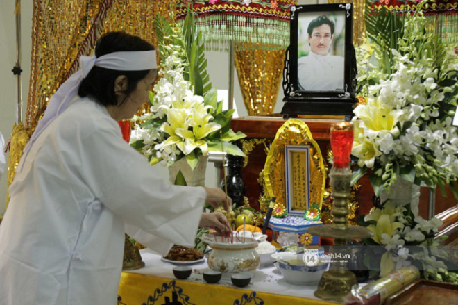 Phi Thanh Vân: "Tôi xin được đất đặt mộ phần anh Chánh Tín nhưng gia đình muốn đưa lên chùa"