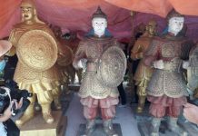 Yêu cầu trả lại những pho tượng lính gây xôn xao dư luận ở Đà Lạt