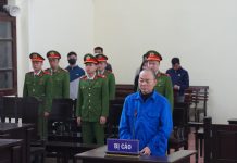 Tài xế chống đối khiến CSGT nhập viện lĩnh án 12 tháng tù giam