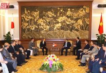 Thủ tướng Phạm Minh Chính gặp gỡ Chủ tịch Liên minh Nghị sỹ hữu nghị Nhật Bản – Việt Nam tại Thanh Hoá