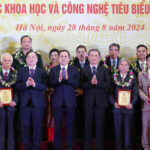 Tiến sĩ sử học Nguyễn Văn Quang (Yên Bái) được tôn vinh trí thức khoa học – công nghệ tiêu biểu toàn quốc năm 2024