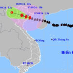 Gió giật cấp 17 khi bão số 3 đổ bộ vào đất liền Quảng Ninh- Hải Phòng, Hà Nội gió rít liên tục