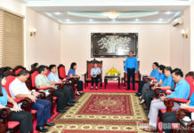 Chủ tịch Tổng LĐLĐ Việt Nam Nguyễn Đình Khang thăm và làm việc với tỉnh Tuyên Quang