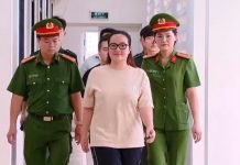 Chuyên gia “Giải mã bí ẩn nụ cười” và thái độ bình thản đến lạnh người của Hoàng Hường khi bị bắt