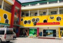 Buộc thôi việc hai cô giáo dùng dép đánh trẻ